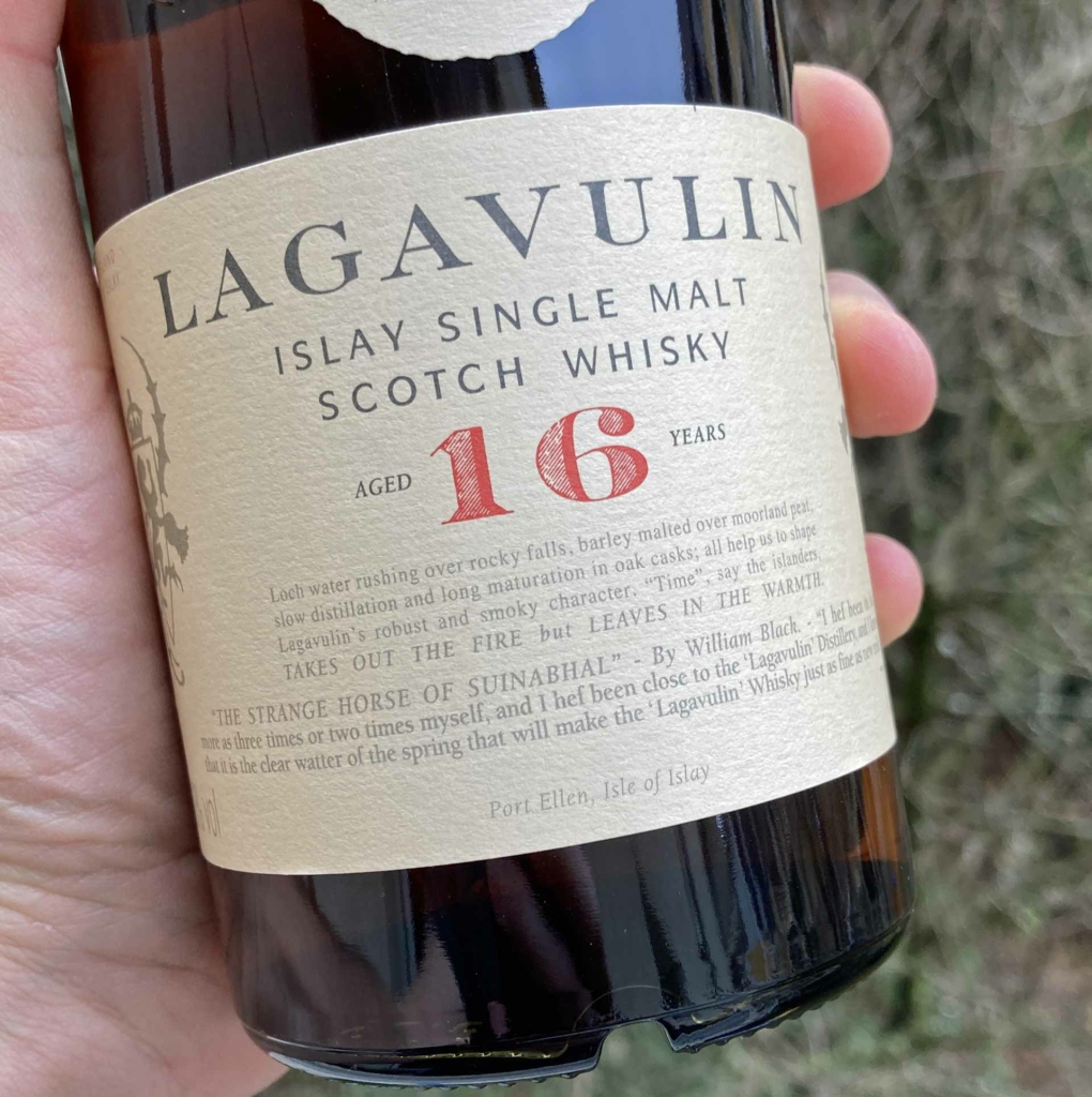 Unser Whisky des Monats 02/2021 - Lagavulin 16 Jahre.