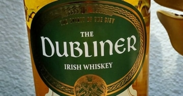 Unser Whisky des Monats September 2022 - der Dubliner Bourbon Cask.