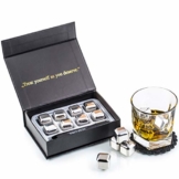 Exklusives Edelstahl Whisky Steine Geschenkset – Hohe Kühltechnologie - 8 Whisky Eiswürfel Wiederverwendbar - Edelstahl Eiswürfel - Besondere Geschenke für Männer - Edelstahl Kühlstein von Amerigo - 1