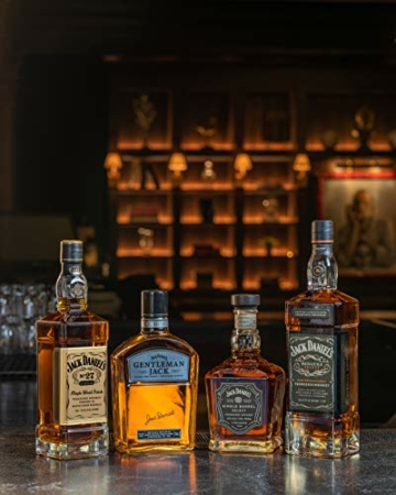 Jack Daniel's No. 27 Gold - Tennessee Whiskey - 40% Vol. (1 x 0.7 l)/Zweifach gelagert, zweifach holzkohlegefiltert. Weltweit einmalig. - 8