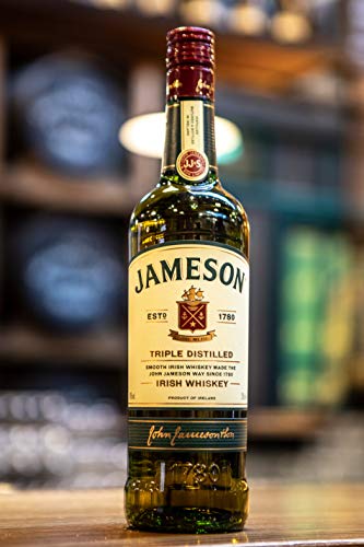 Jameson Original Irish Whiskey / Blended Irish Whiskey mit Jameson Single Irish Pot Still Whiskeys und Grain Whiskeys / 1 x 0,7 L - 8