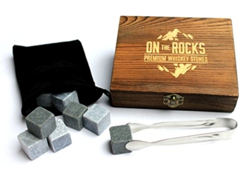 On The Rocks Whiskey Steine Geschenk-Set | 9 Natürliche Specksteine und Basalt Kühlsteine | Stilvolle Handgemachte Holzbox | Zangen und Samtbeutel | Wiederverwendbare Eiswürfel Whisky Steine - 5