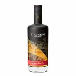 Stauning KAOS Triple Malt Whisky - Dänischer Whisky - Bodenvermälztes Getreide - Direkt befeuert in kleinen Pot-Stills destilliert - 3 Jahre - 46% Vol. - 1 x 0,7 L - 1