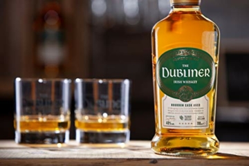 The Dubliner Irish Whiskey 40% vol., im Kentucky Bourbon Fass gereift, Aromen von Pfeffer und Honig (1 x0.7 l) - 7